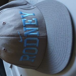 210 Fitted | Grey 7 1/4 - 7 5/8 Hat Embroidered "Rodney" with Nike swoosh Used